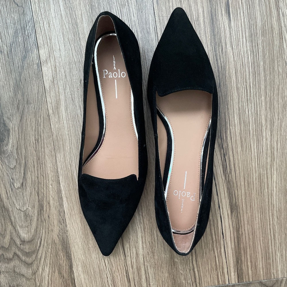 Linea Paolo Black Suede flats